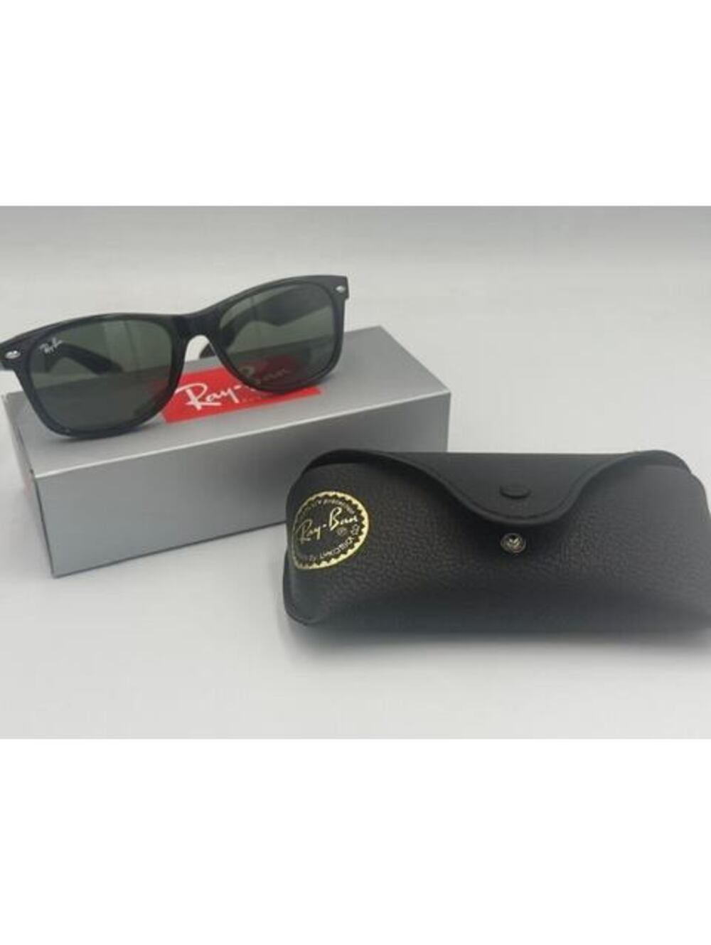 Ray-Ban New Wayfarer RB2132Black Sunglasses w/G-15 Green New